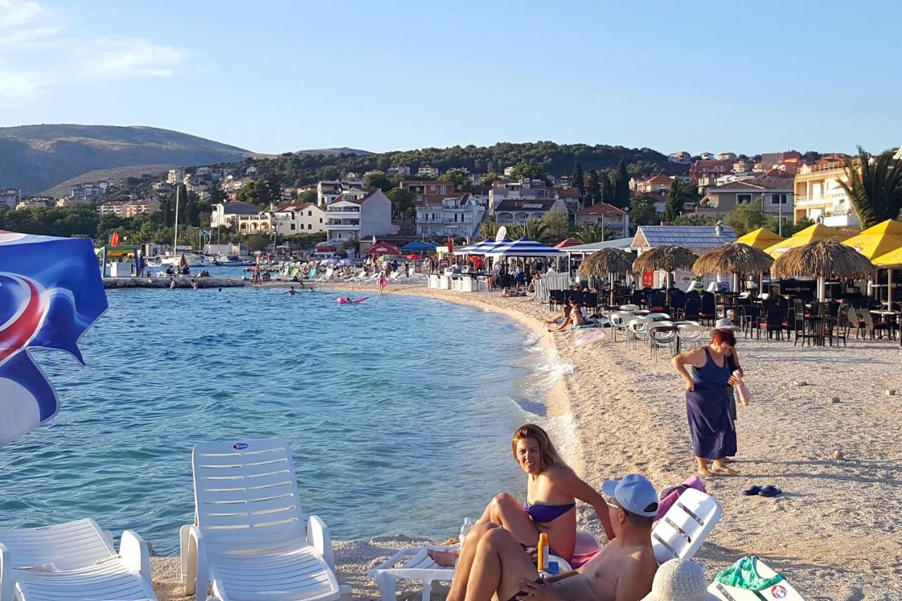 Seaside Apartments With A Swimming Pool Okrug Gornji, Ciovo - 11374 Trogir Eksteriør billede