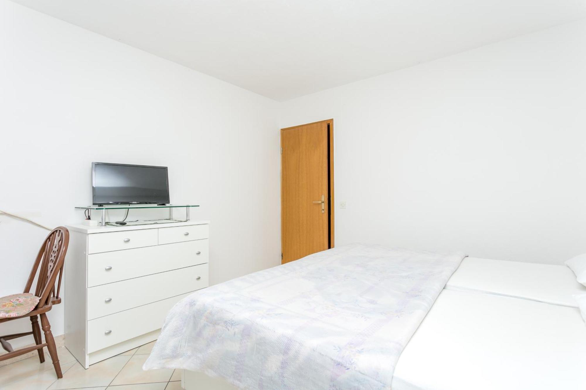 Seaside Apartments With A Swimming Pool Okrug Gornji, Ciovo - 11374 Trogir Værelse billede