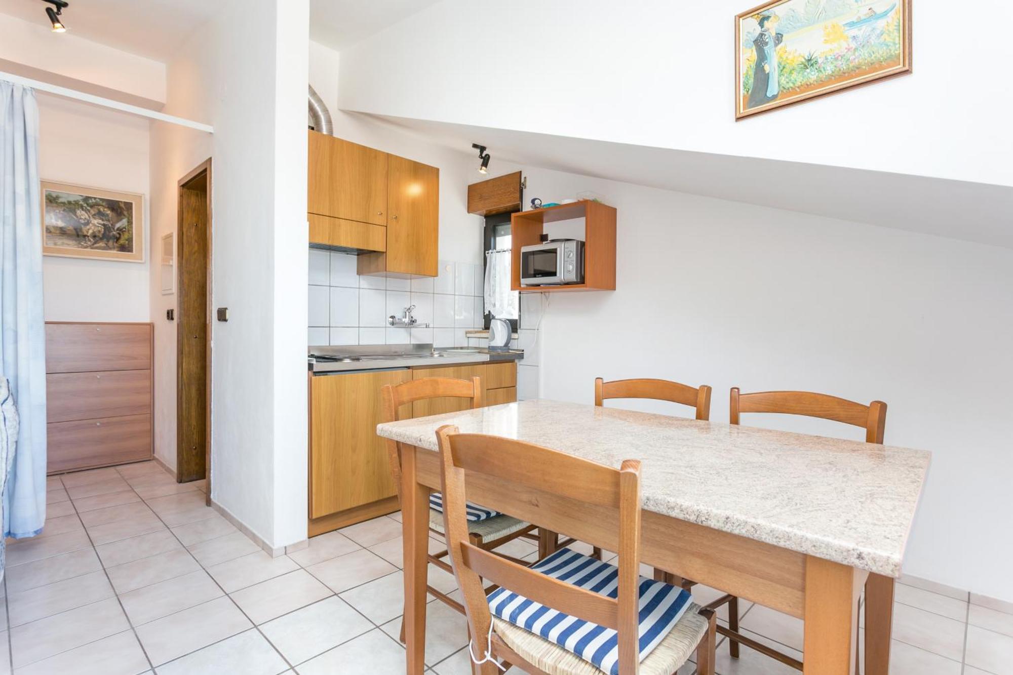 Seaside Apartments With A Swimming Pool Okrug Gornji, Ciovo - 11374 Trogir Eksteriør billede