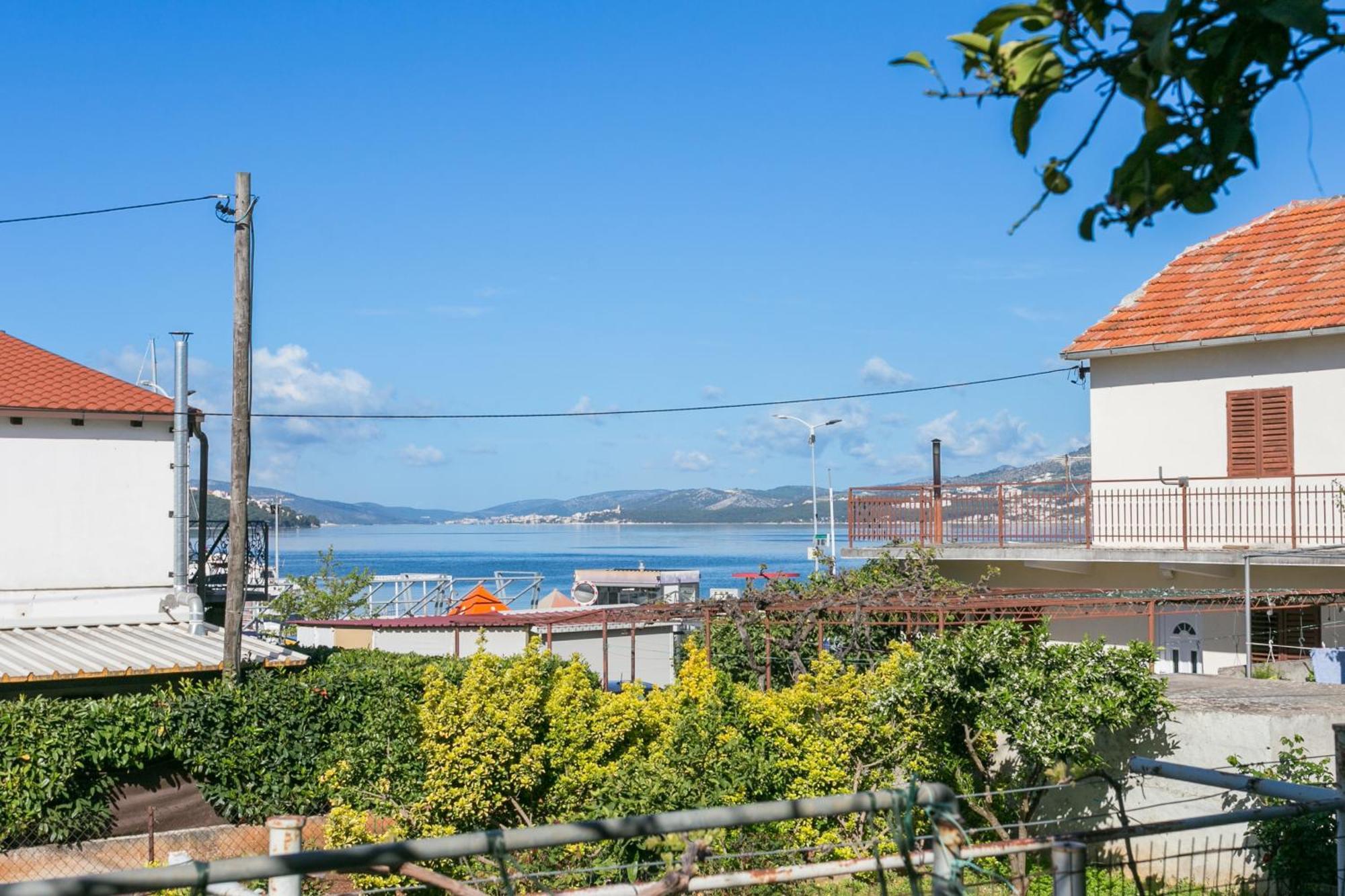 Seaside Apartments With A Swimming Pool Okrug Gornji, Ciovo - 11374 Trogir Eksteriør billede